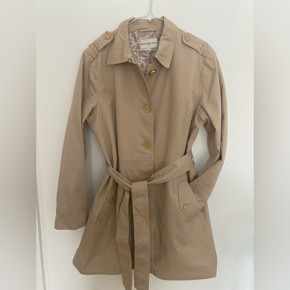 Banana Republic Beige Belted Trench Coat - Picture 1 of 3